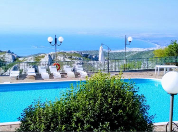 Santangelo Hotel Mattinata Esterno foto
